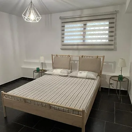 Apartment Private Pool - Augustea Augusta